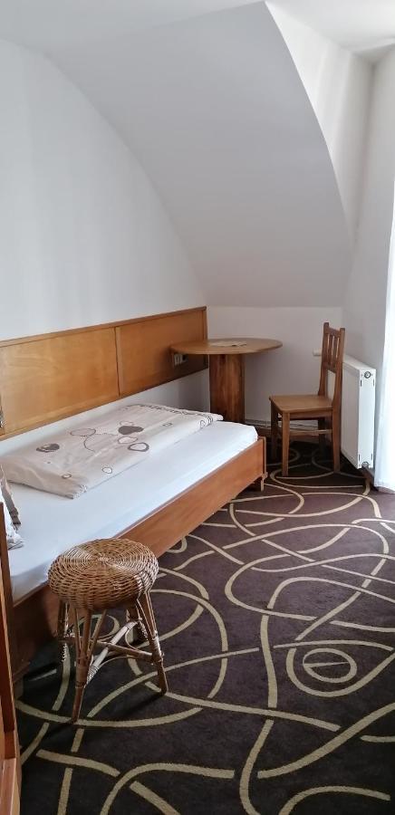 Pension Magnolia Trencin Exterior photo